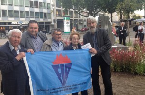 Auschwitz-Gedenken klein